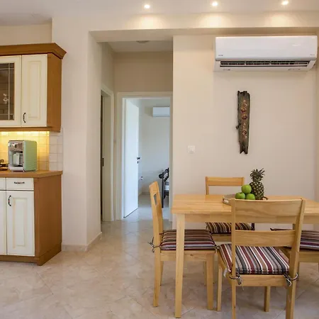 Escape In View Rhodes Pasztída